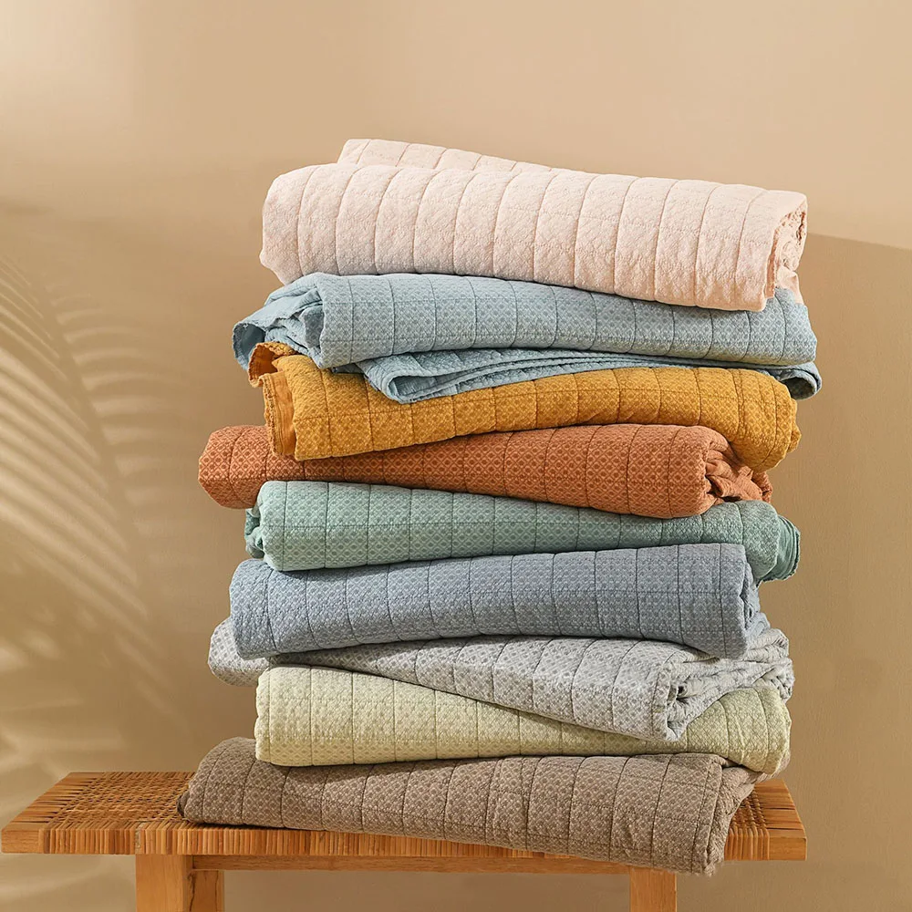 Luxury Quilt 3pcs Queen Bedding Set Enzyme Washed Eco-Friendly Soft Heavy All-Season Jacquard Bedspread Coverlet Home Decor