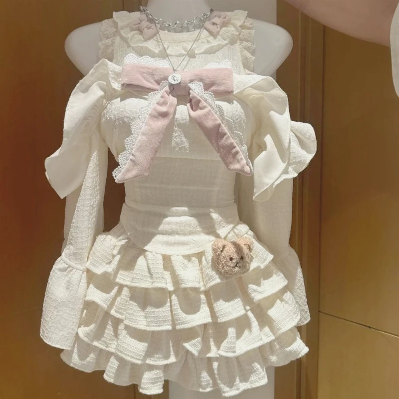 

2025 New Summer Socialite Sweet Girly Off-the-shoulder Lotus Leaf Bow Top Bear Cake Skirt Two-piece Set Latex Gay Sexy