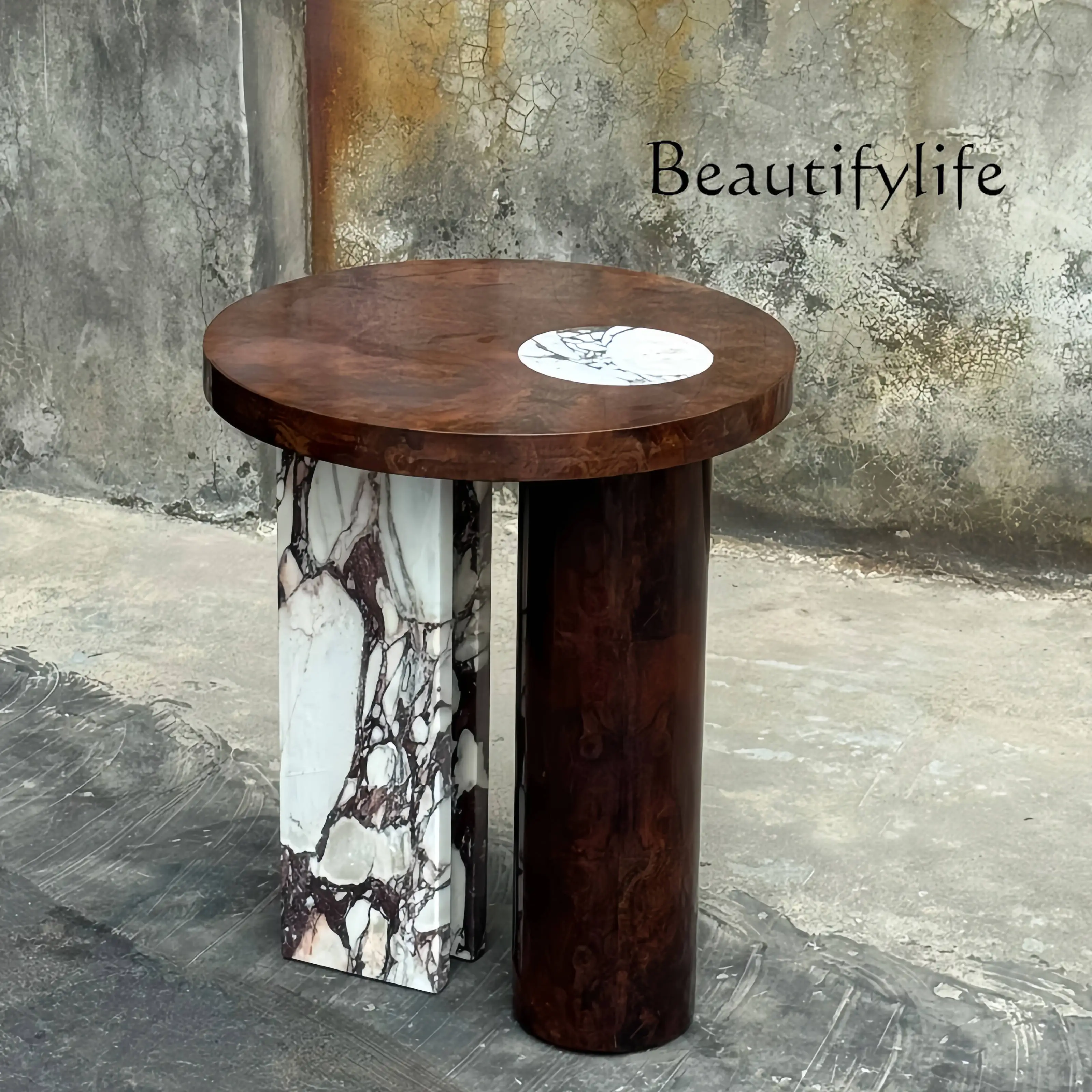 

Средневековый твердый деревянный круглый край, несколько дизайнерских гостиных, дома, мраморный уголок, несколько ретро-модных