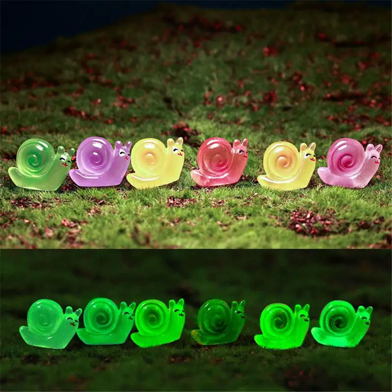 Glowing Mini Snails Miniature Moss Micro Landscape Decoration Glow In The Dark Snails Figurines Fairy Garden Accessories