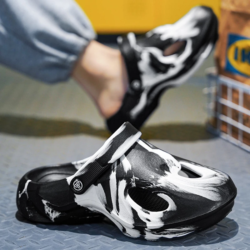Men's Outdoor Slippers Unique Camouflage EVA Shoes For Men Lightweight Breathable Beach Sandals Non-slip Soft Soled Summer