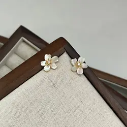 Minimalist Fresh Water Shell Flowers W/925 Silver Ear Needle Stud Earrings Brass14kGold Filled Jewelry for Women HYACINTH 2021