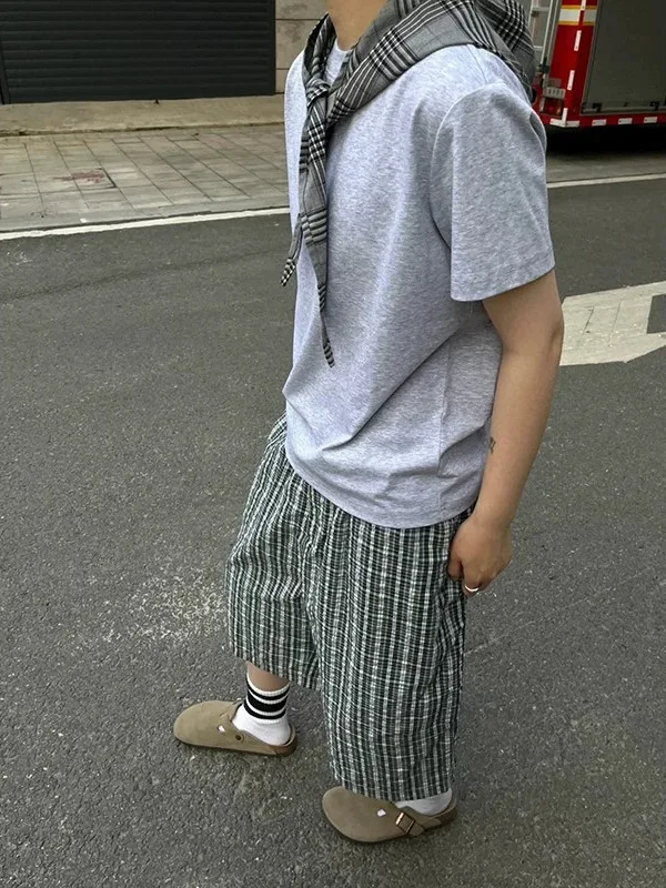 2026 Summer Seaside Vacation Casual Plaid Shorts Men's Trend Loose and Versatile Lazy Wind Straight Five-point Pants