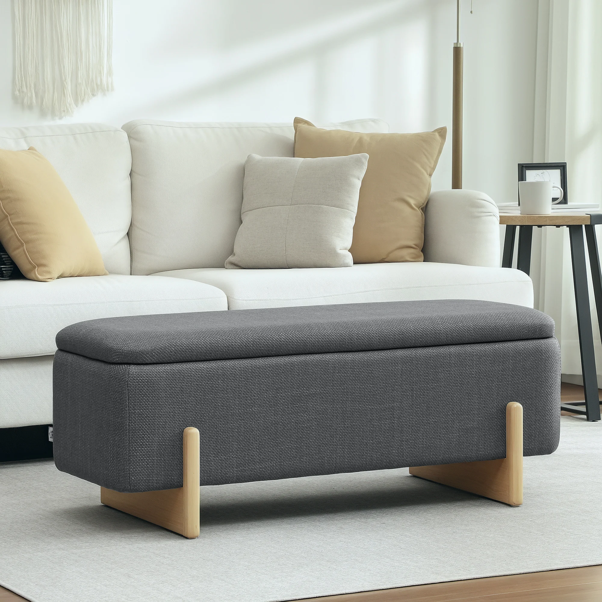 HOMCOM Sitzbank mit Stauraum, Polsterbank mit Leinenoptik, Sitztruhe mit Sicherheitsscharniere, Holzbeine Bettbank Truhenbank für Wohnzimmer, Schlafzimmer, Flur, 111 x 44 x 44,5 cm, Dunkelgrau