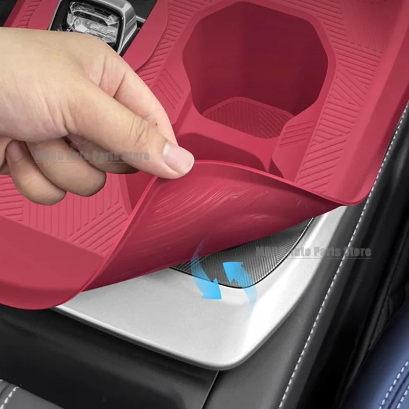 For Trumpchi GAC GS3 Emzoom 2023 2024 25 Interior silicone Car Central control Gear Shift Water Cup Panel Wireless Charging pad