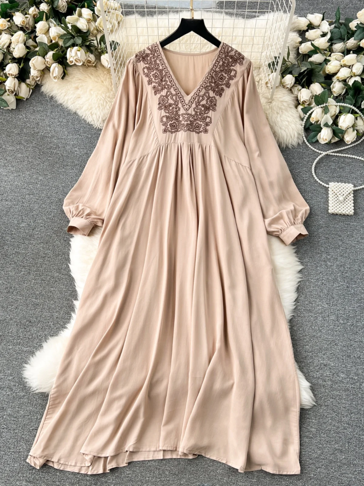 Ele plus Size Women's Embroidered V-Ne Long Dr Spring 2024 Loose Fit Holiday Sle Korean Commute High Waist A-Line ...