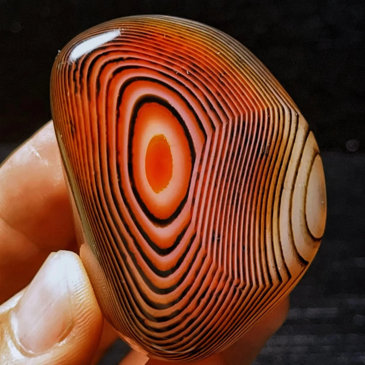 Mountain Gem Banded Agate Palm Stone, Polished Tumbled, Smooth Texture, Wire Wrapping, Natural Stone, Crystal Collection
