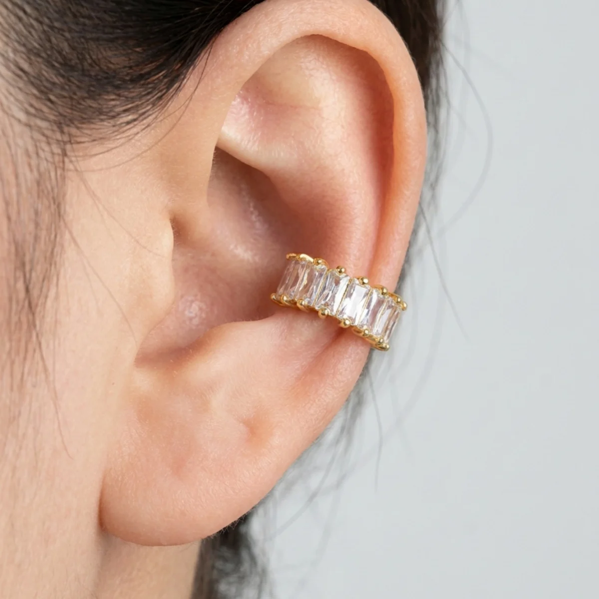 1-piece set of continuous row zircon plain ring ear bone clip for women, gold minimalist personalized non perforated earrings