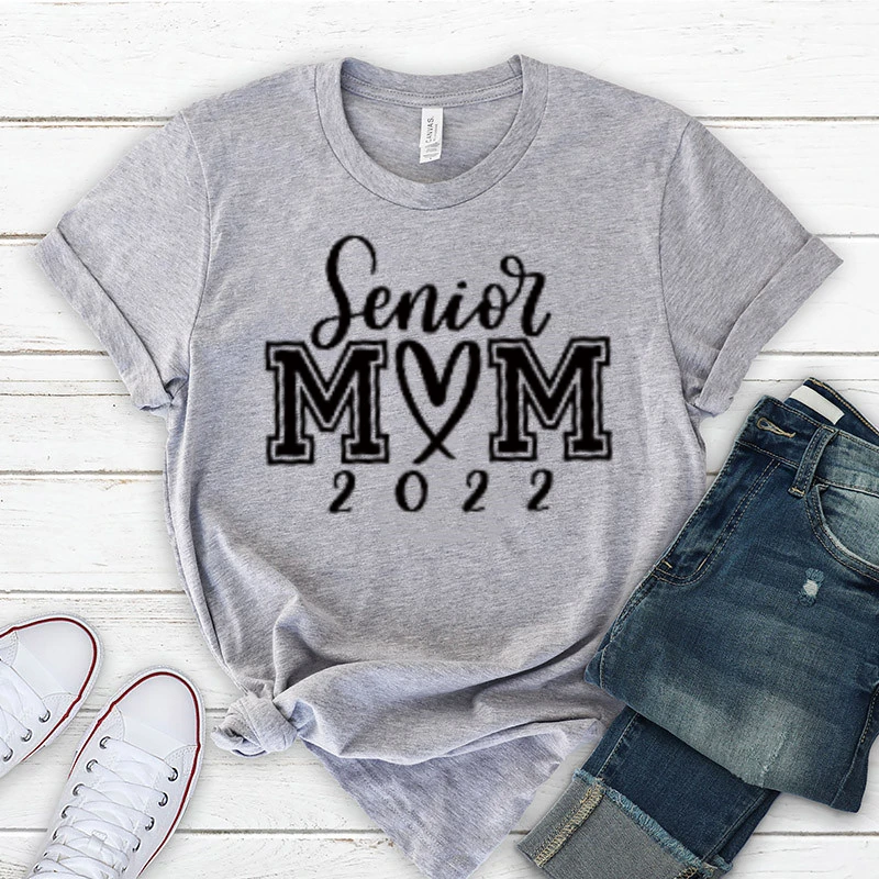 Senior Mom 2022 Shirt  Senior Mom Gift  Proud Mom t shirt  woman tshirts  harajuku  graphic tee  y2k aesthetic