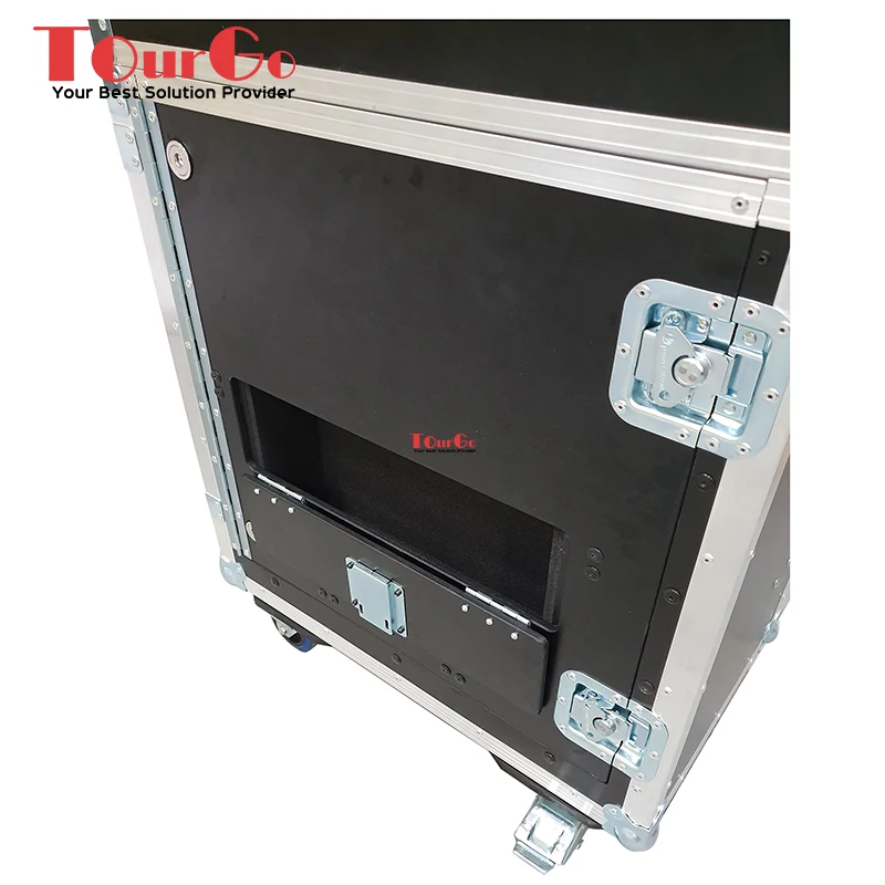 Custom Easy Retracting Mixer Flight Case For Midas M32R