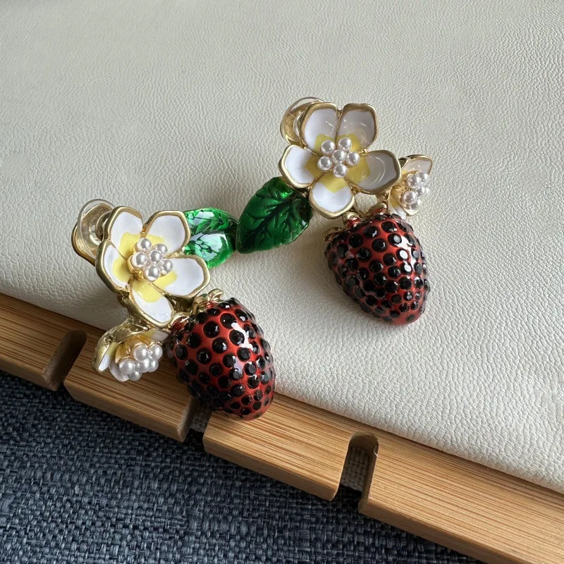 

Vintage Hand-Painted Enamel Strawberry Earrings, Luxury Clip-On Floral Studs with Rhinestones, Elegant Dainty Jewelry for Women