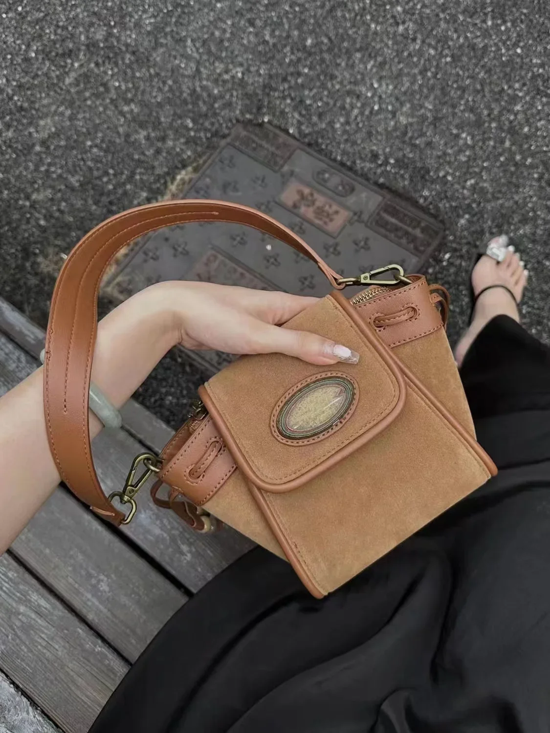 Vintage-Inspired Crossbody Bag Suede Leather Elegant Design Versatile Earth Tone Secure Flap Closure Adjustable Strap