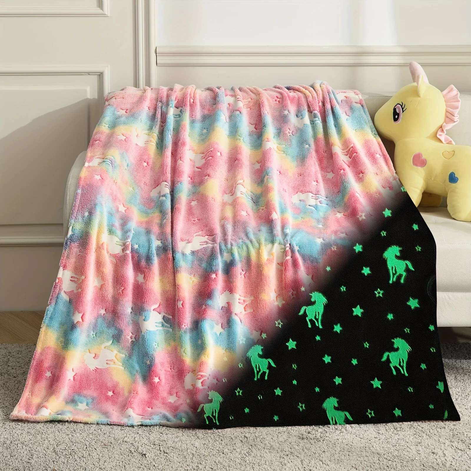 

1pc Glow In The Dark Blanket, Pink Unicorn Throw Blanket For Bedroom & Living Room, Home Decor