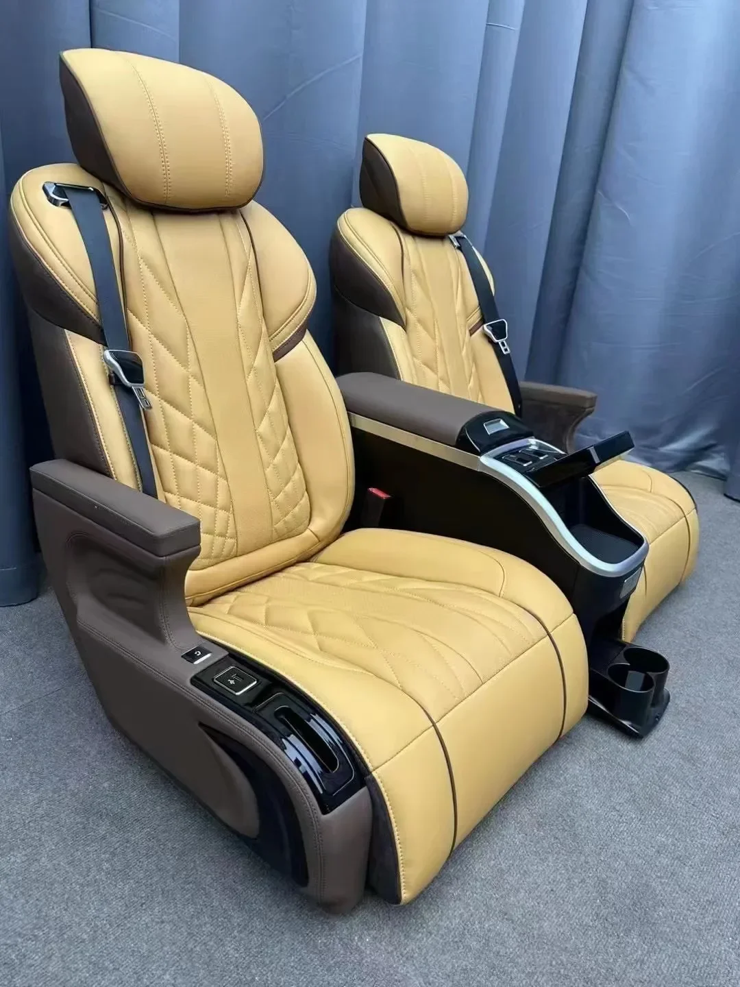 SUV electric car seat chair customized seat for land cruiser lc200 lc100 Toyota Sequoia