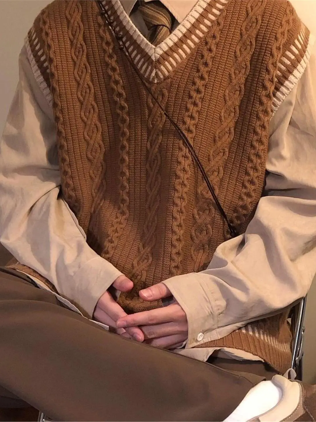 

Свободный вязаный свитер с V-образным вырезом, полосатый, в стиле академический, повседневный, дышащий, эластичный, весенне-осенний, трикотажный жилет-топ