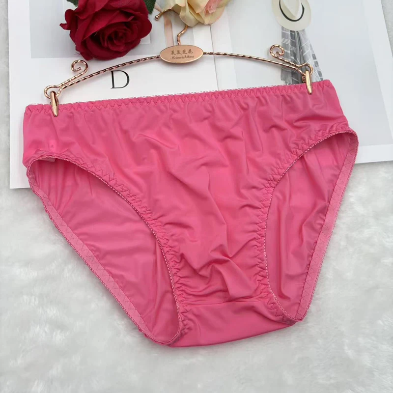 Men's Sexy Ultra-Thin Silky Panties Ice Silk Elastic Soft Close-Fitting Fabric Sissy Comfort  Underwear Breathable Men Briefs