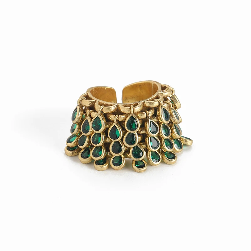 Luxury Designer Green Ring - Image 4
