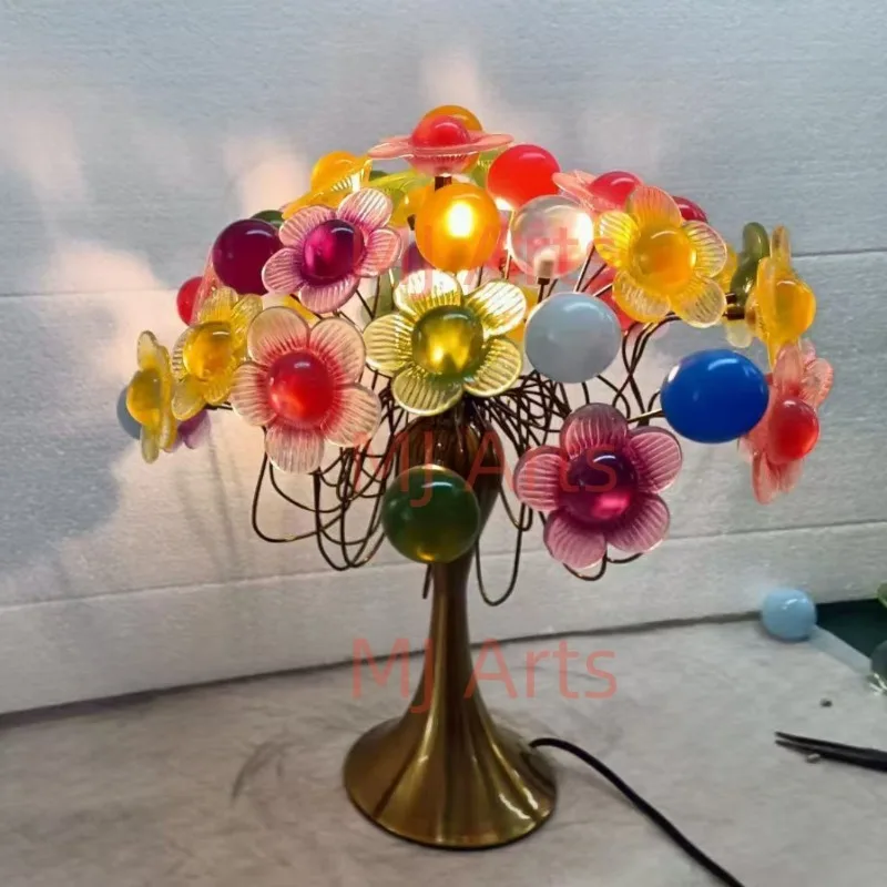 European Cesek elegant romantic earth flower lamp wedding night lamp table lamp reliable eye protection cartoon