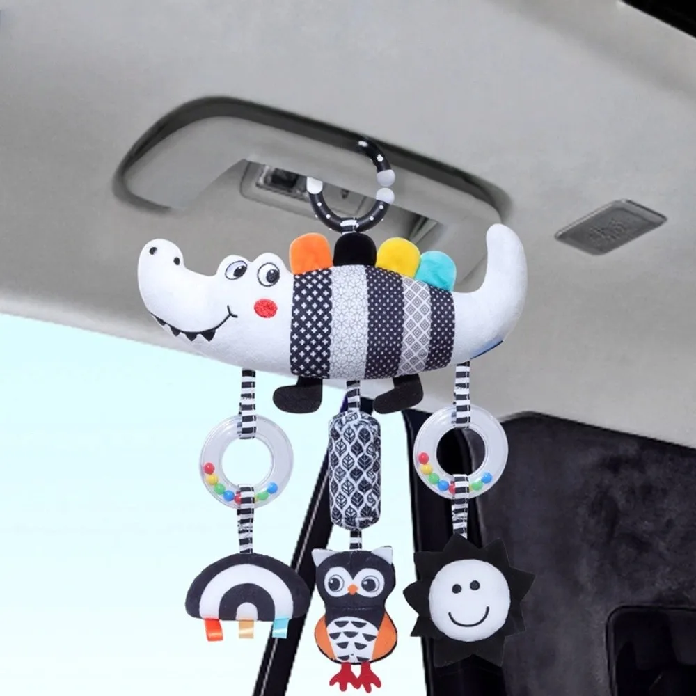 Cartoon Infantile Sonaglio Giocattoli Ad Alto Contrasto Peluche Letto Del Bambino Appeso Giocattolo Coccodrillo Caterpillar Neonato Giocattolo Sensoriale Del Bambino Puzzle Giocattoli