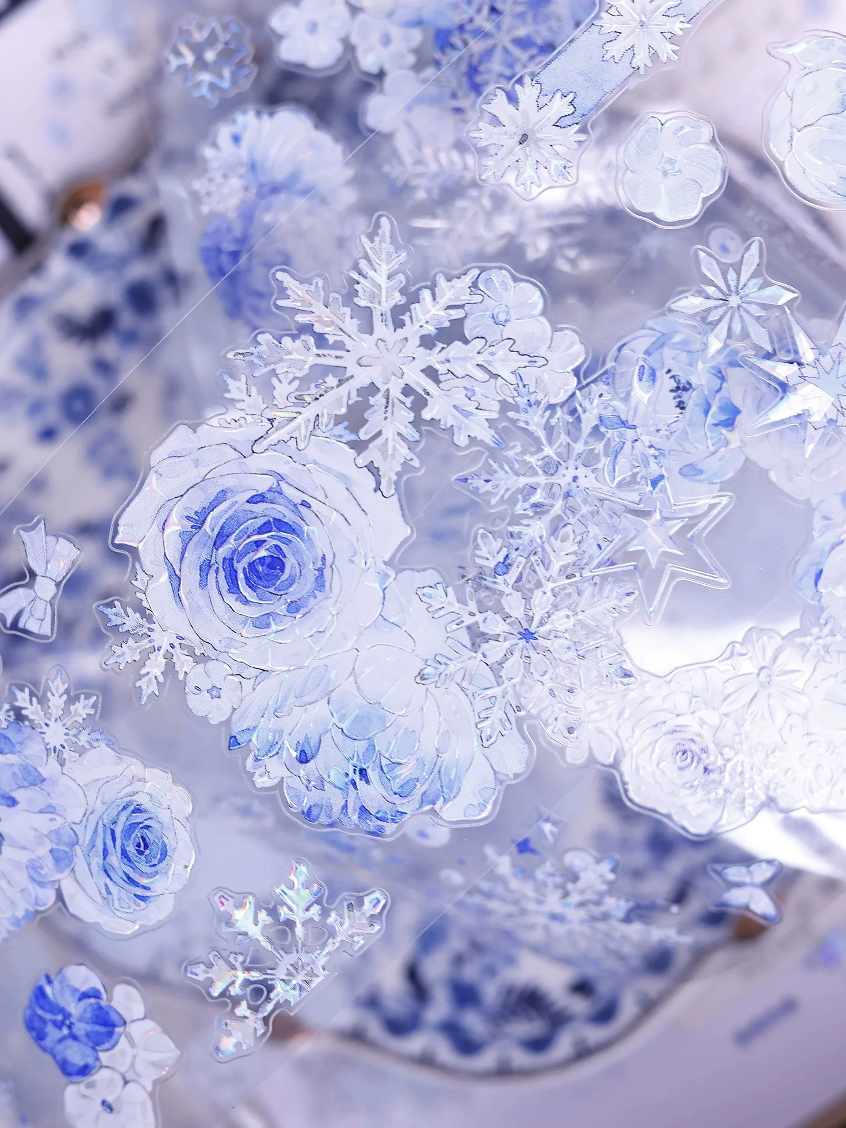 

Washi Pet Tape 1 Loop Snow Blue 1.5m Cut Mold PET Shell Light Blue Snowflake Rose Vintage Flower Xiaobaijia Notebook