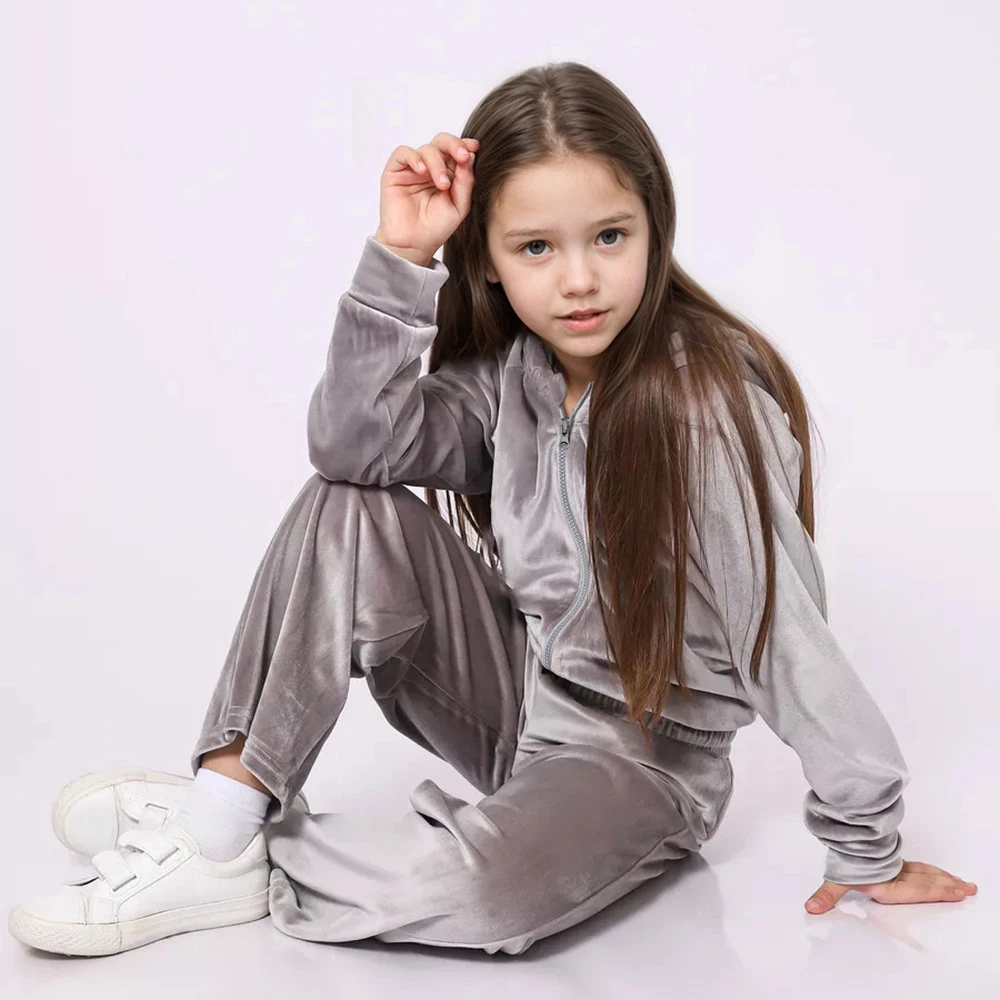 2 قطعة 2025 موضة الأطفال الفتيات المخملية Sweatsuit طفل سستة يصل هوديي الستر معطف فستان أطفال مع سروال داخلي الشتاء الاطفال رياضية وتتسابق #6