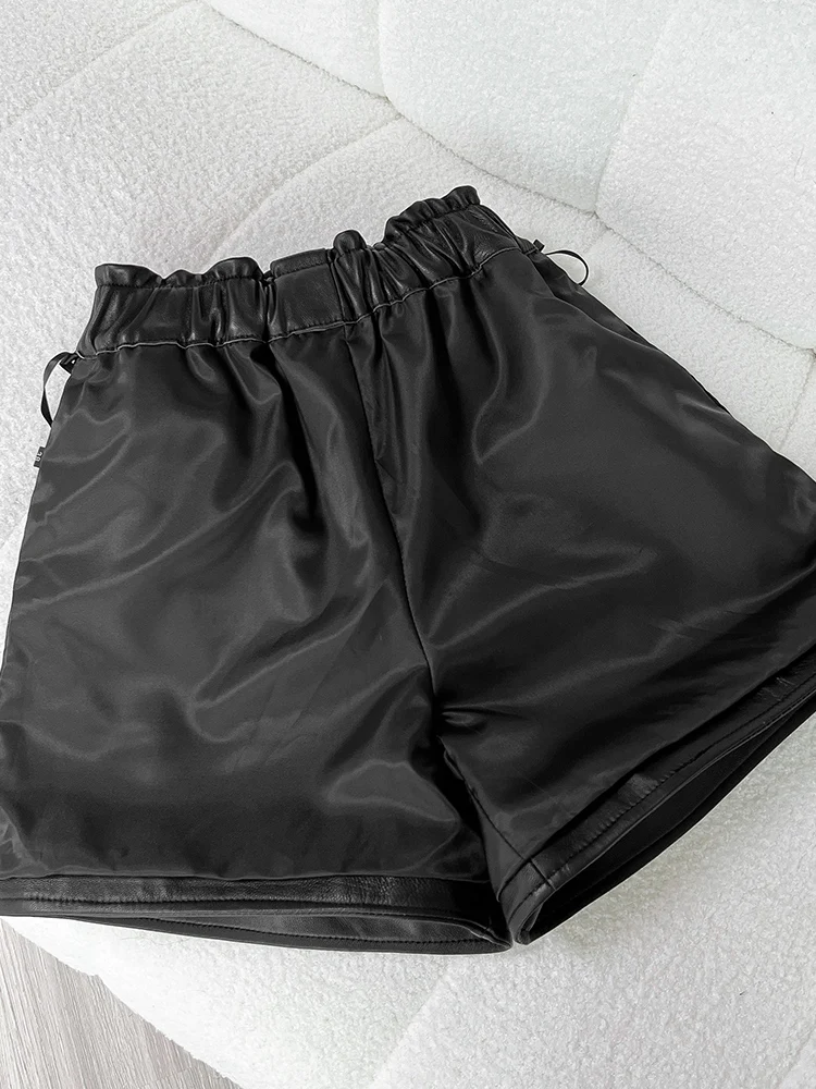 Schapenvacht Leren Shorts Voor Dames 2023 Nieuwe Elastische, Afslankende, Casual Leren Shorts Met Hoge Taille En Brede Pijpen