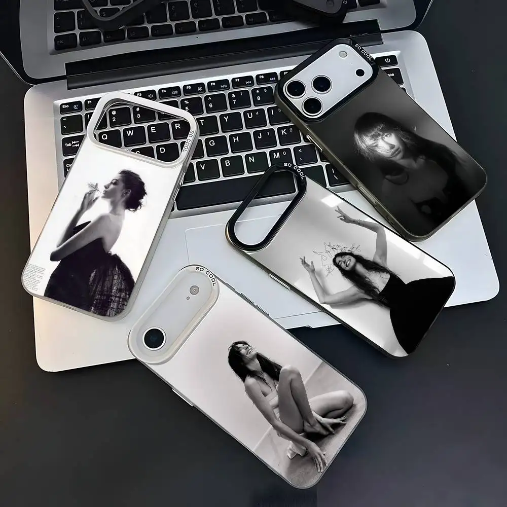 Anne H-Hathaway Act… - image