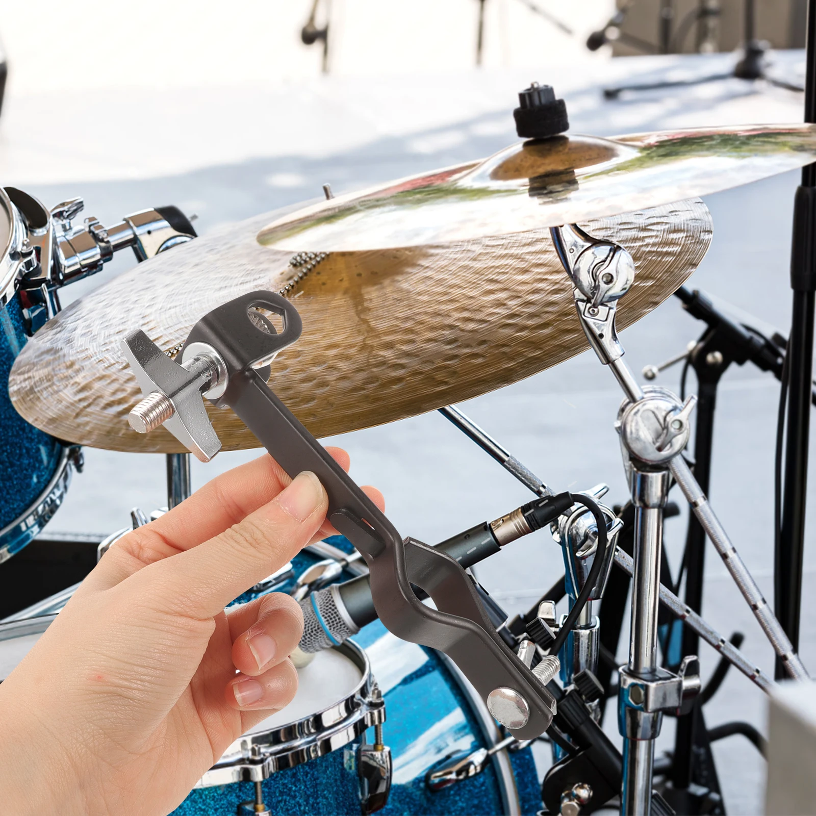 

Cowbell Mounting Clamp Drum Cowbell Bracket Adjustable Ergonomic Ratchet Angle Stable Placement Drum Percussion Accessory