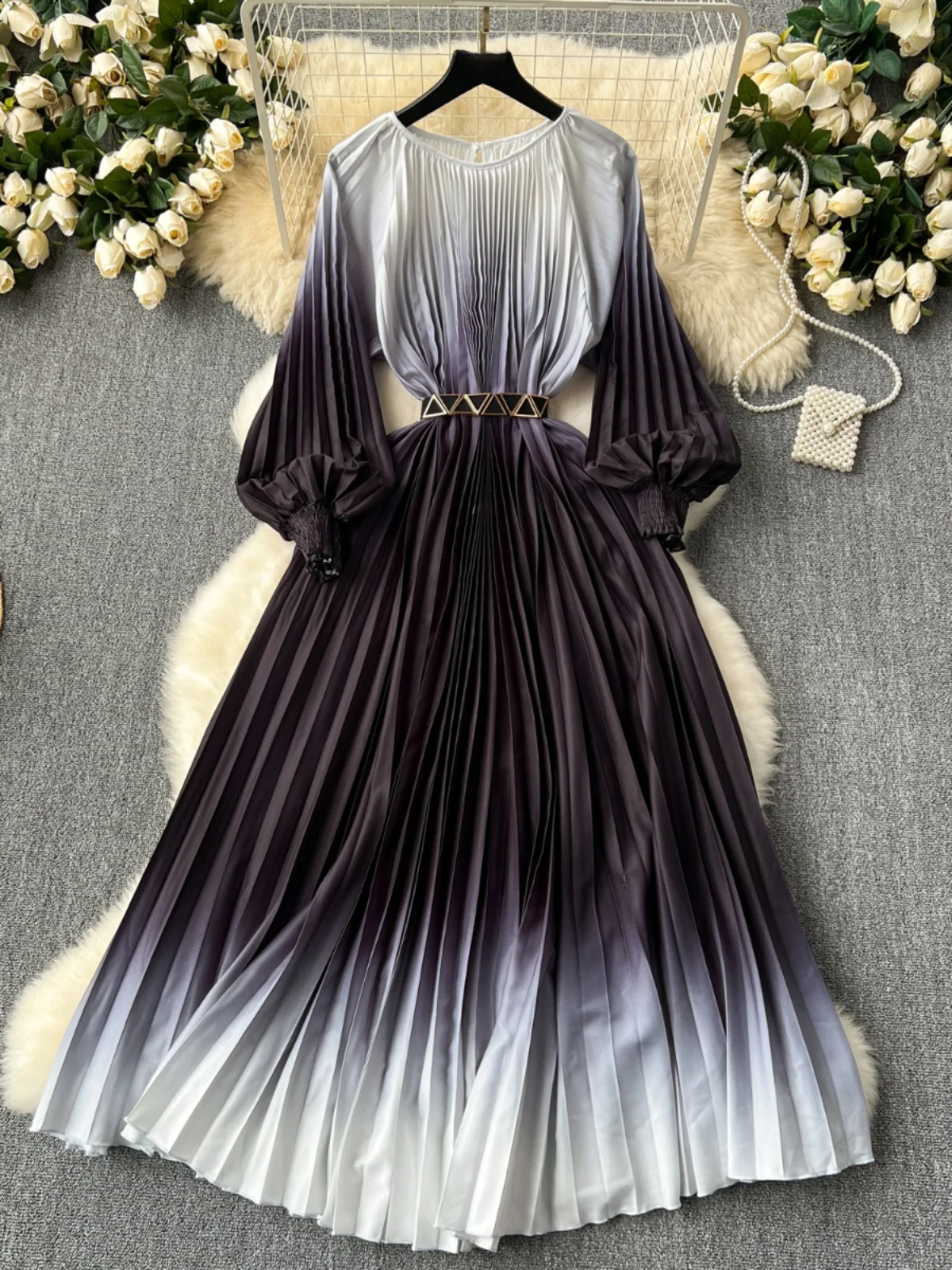 우아한 그라데이션 컬러 플리츠 롱 드레스 여성 하이웨이스트 디자인 센세이션 슬리밍 분위기 출퇴근 한국 스타일 A라인 스커트