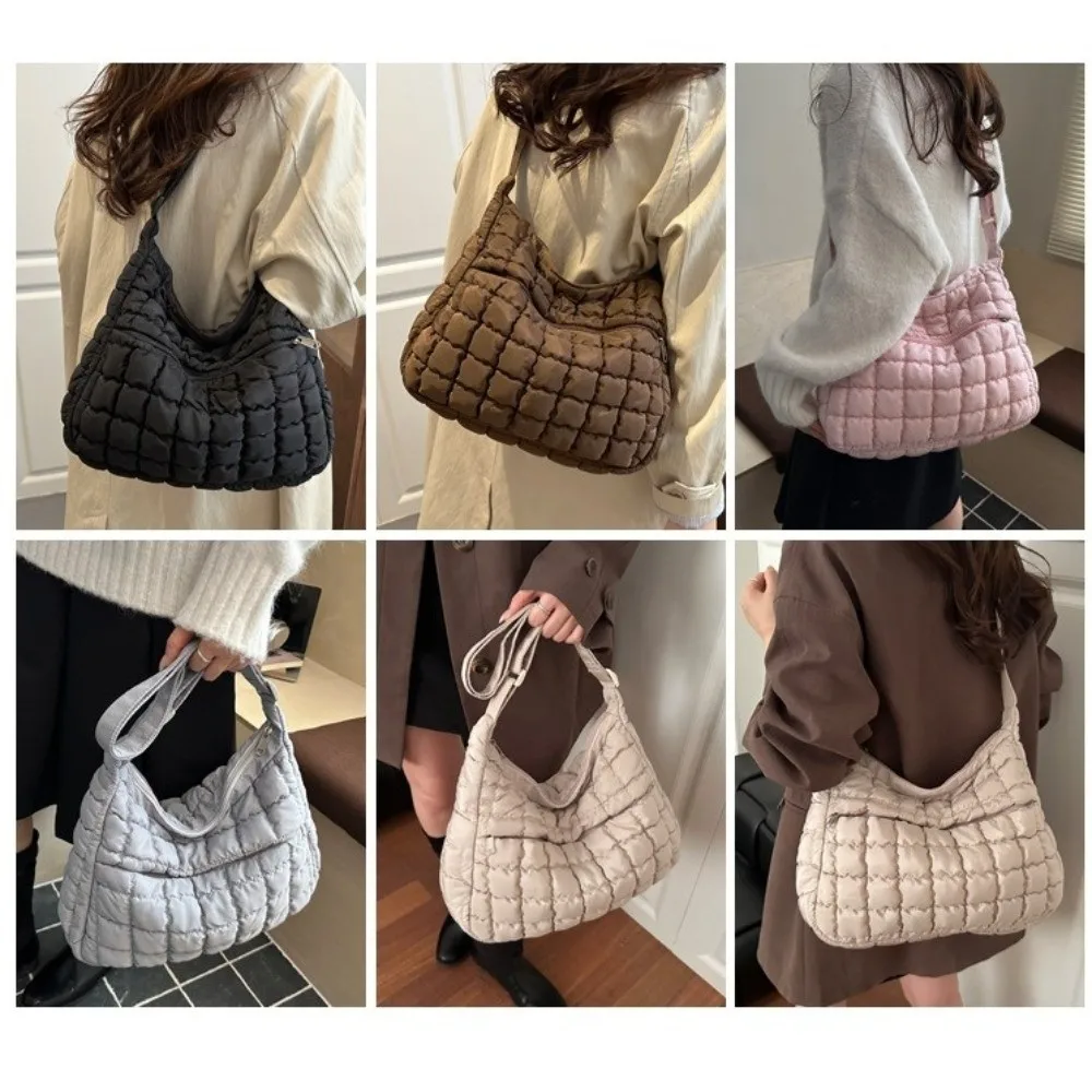 Gesteppte Puffer-Schultertasche mit Verstellbarem Riemen Einfarbige Gepolsterte Crossbody-Tasche aus Nylon mit Großer Kapazität Unterarmtasche für Damen – Detail 17