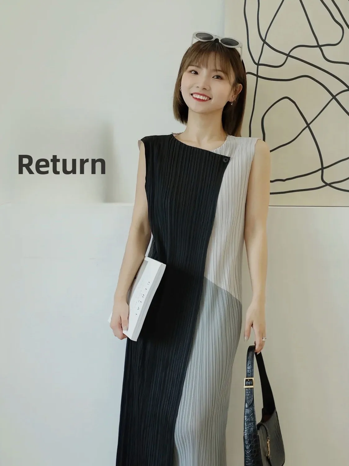 

Loose Frock Dress with Gathers round Neck Splice Simple Style Natural Waist Soft Polyester Spring Ladies Dress