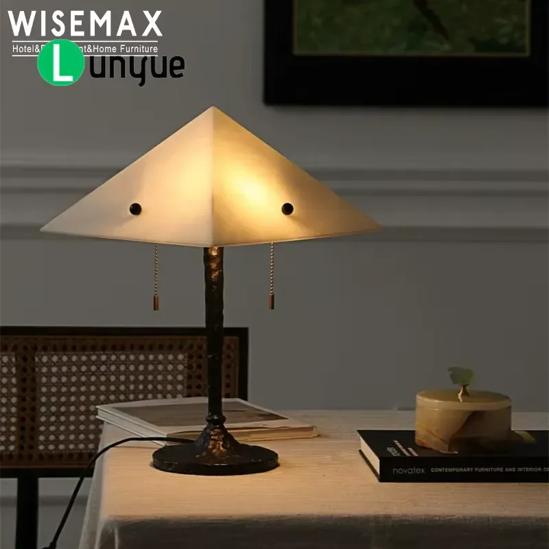 Modern Luxury Table Lamp Copper Resin LED Light for Living Room Reading Room Home Decoration Elegant Design Ambient Lighting