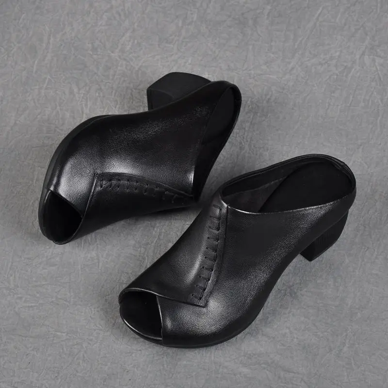 2023 Summer Thick Heel Soft Leather Outer Slippers Fish Mouth Comfortable Middle Heel Women's Sandals Women's Mom's Shoes