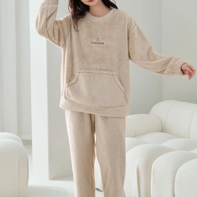 Women Coral Fleece Pajama Set Warm Pocket Long Sleeve Sleepwear Round Neck 2 Pcs Shirt&pants Autumn Winter Comfy Loose Homewear