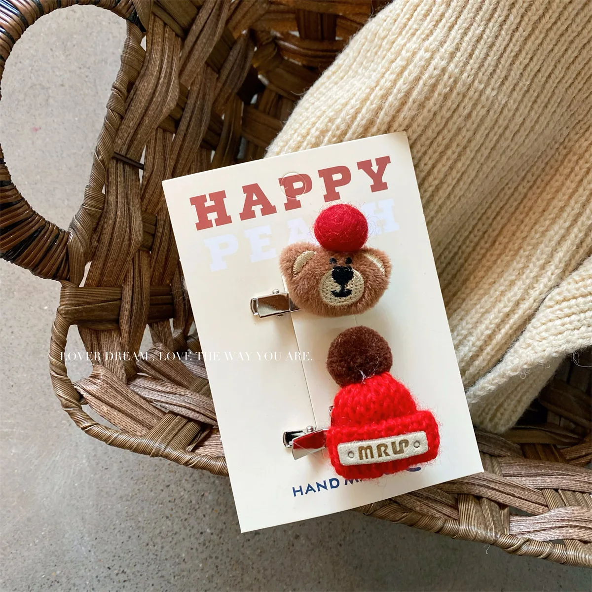 Cute Plush Bear Hair Clip Christmas Festive Side Hair Pin for Women Fringe Holder Adorable Brooch Style Sweet Accessory