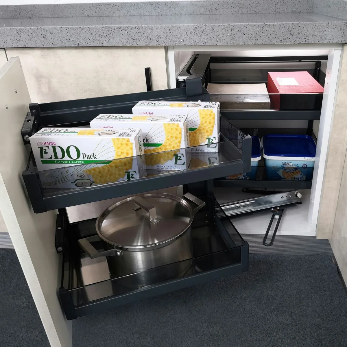 

Linkage Little Monster Corner Pull Basket Base Cabinet Storage Cabinet Corner Solution Drawer Type Damping Stainless Steel