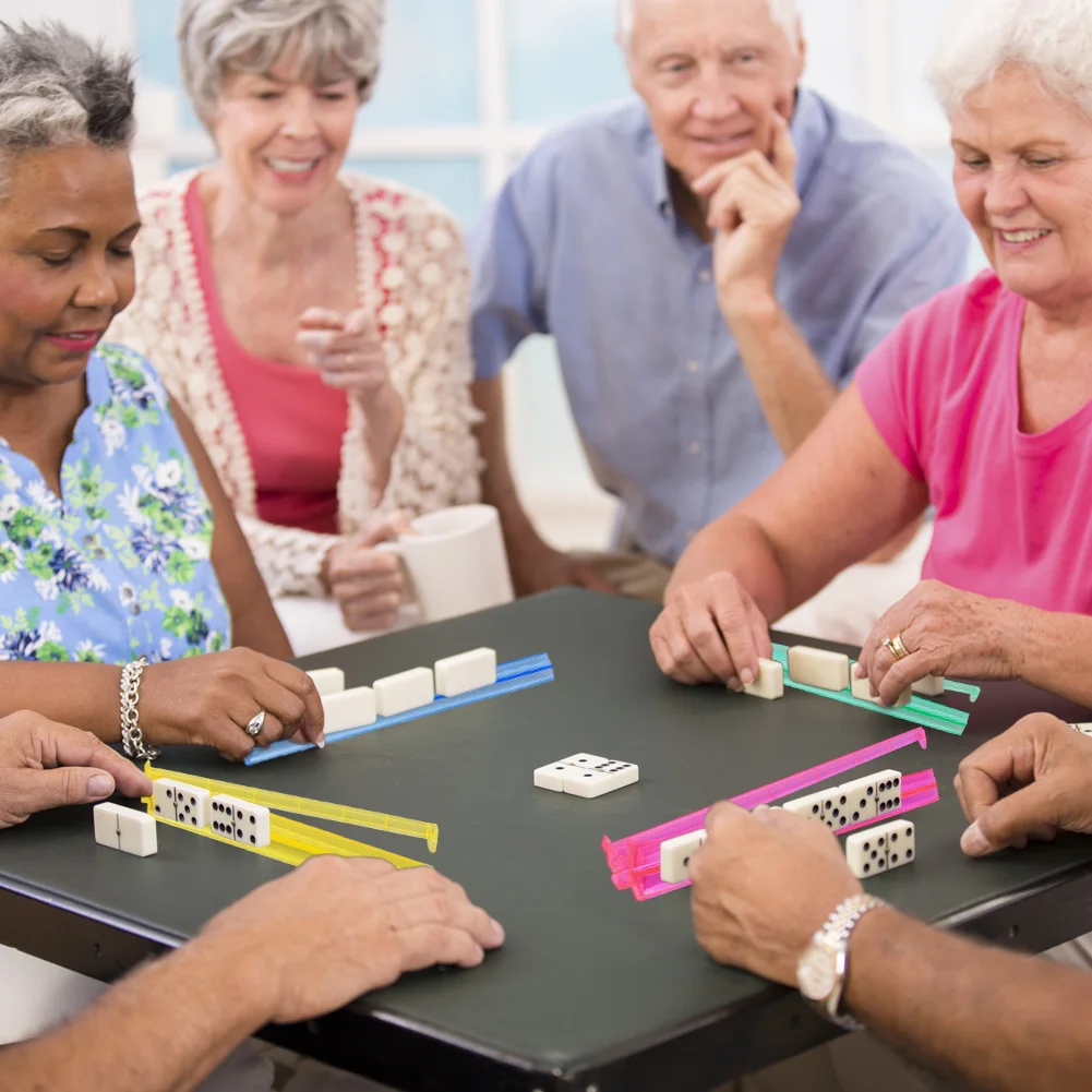 4個セット 透明アクリル麻雀ラック 内蔵プッシャー付き タイルラック 4色麻雀ラックとプッシャーのコンボ ゲームナイトクラブ用