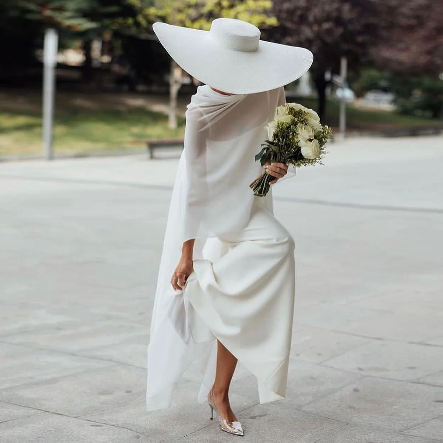 Elegant Long Chiffon Wedding Cape Bridal Sheer Shawl Flowy Cloak Wedding Evening Formal Bride Dress Cover Up