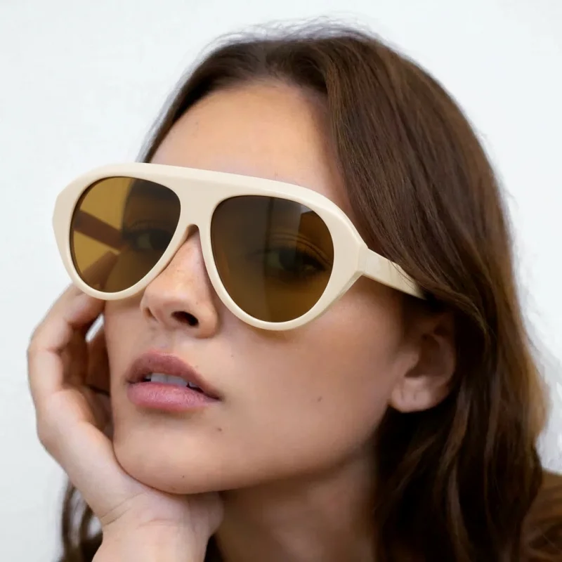 نظارات شمسية طيار كبيرة الحجم للسيدات بإطار أسيتات عدسات مستقطبة واقية من الأشعة فوق البنفسجية 400 نظارات قيادة عصرية 2025