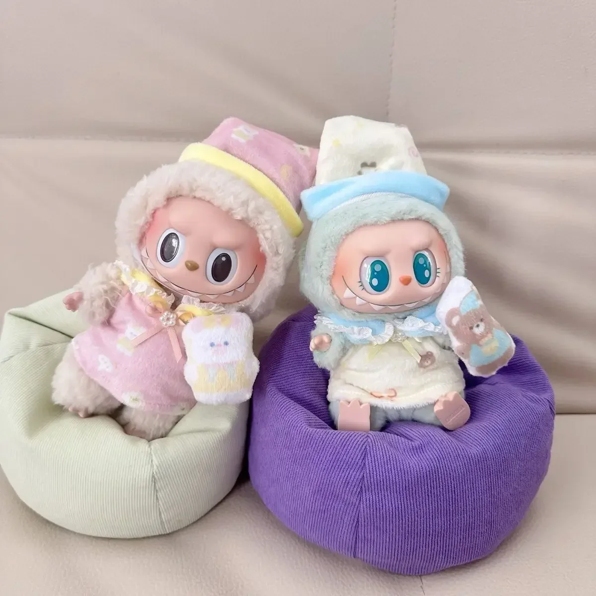 17CM Labubu Have A Seat Lazy sofa Filling Material Flannel Doll Sleeping Bed Baby Bean Bun Vehicle Accessories Ropa Labubu