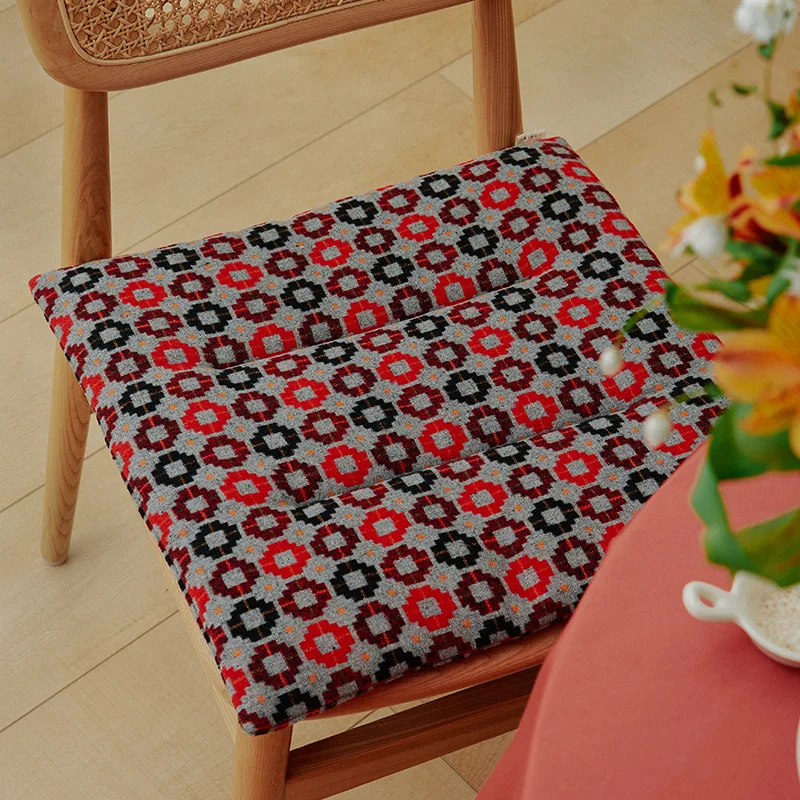 

Эргономичная подушка для стула April Town, универсальная, для дома, всесезонная, противоскользящая, для обеденного стола, из натурального дерева, для студентов, для обучения, новинка к Новому году