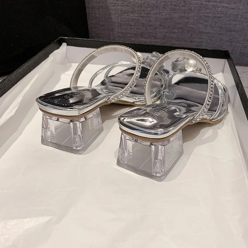 النمط الفرنسي كعب مكتنز حجر الراين النعال المرأة في الهواء الطلق الصيف الجنية جو النعال باردة النسخة الكورية المطاط وحيد