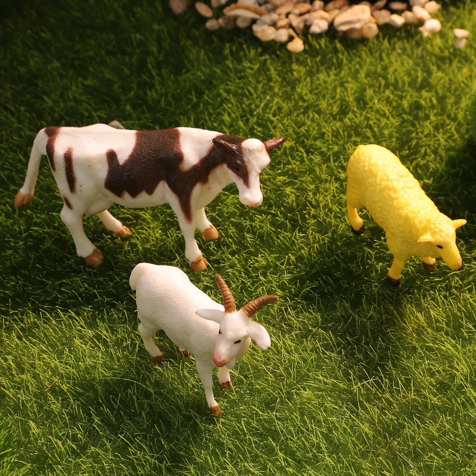 3 szt. Imitacja zwierząt, wykwintna, realistyczna rzeźba ssaka, mini rzeźba zwierzęcia do ogrodu mechowego, dekoracja mikrokrajobrazu