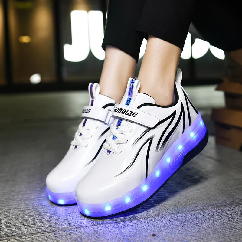 Neonate ragazzi Led bambini pattini a rotelle scarpe nuove scarpe da ginnastica leggere per bambini con ricarica USB con 2 ruote Designer luminoso