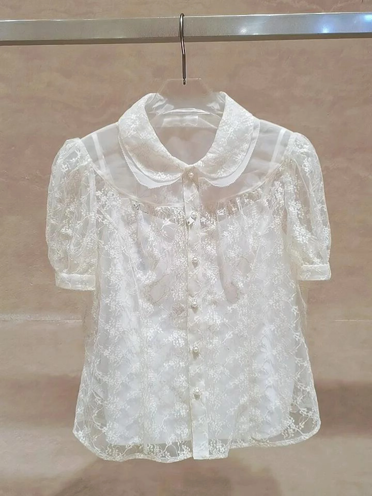 

Elegant White Lace Short Sleeve Shirt Women's Summer Fashionable Fairy-Like Top Luxury Unique Beautiful New Style Small Shirt