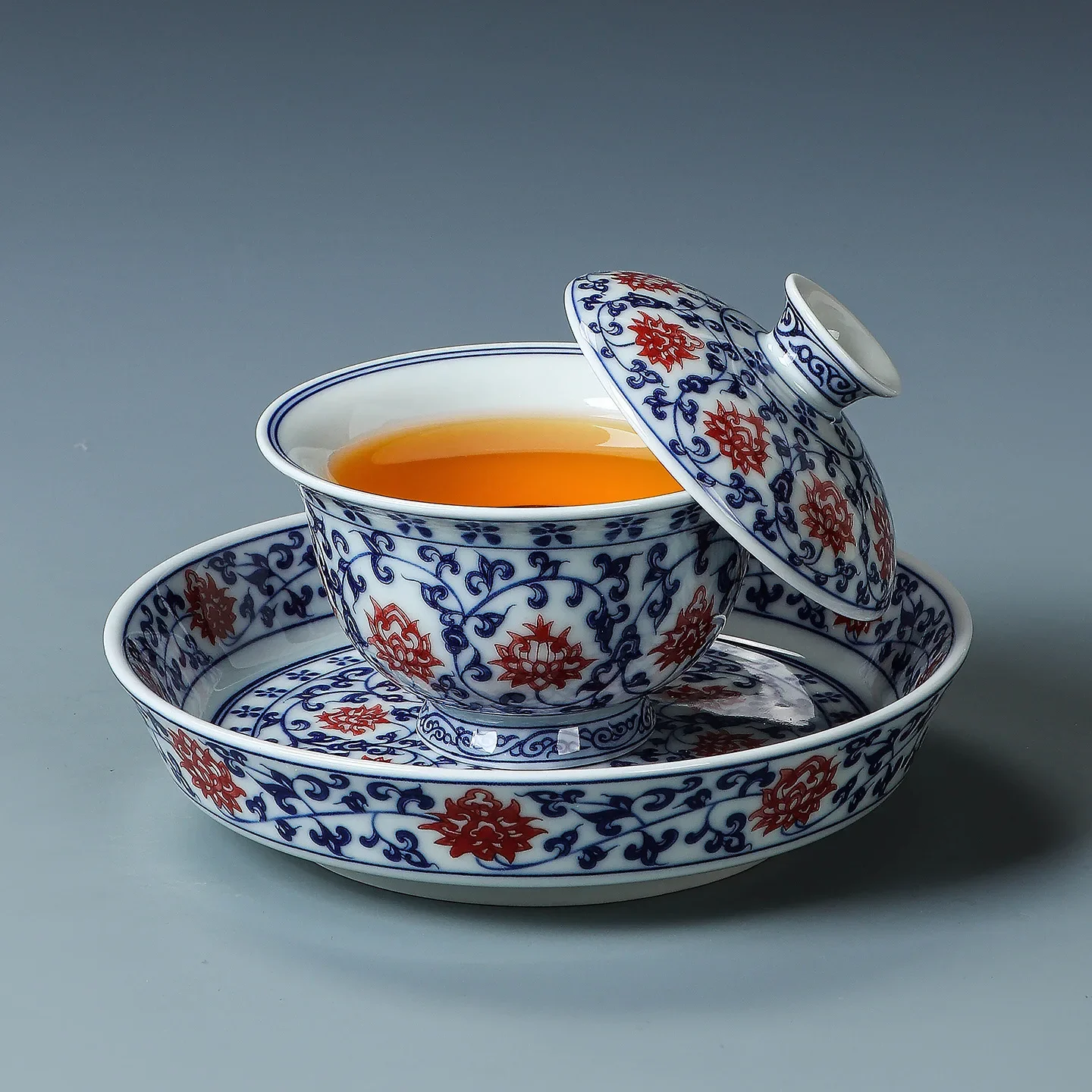 blue and white porcelain hovering rotating retro chinoiserie ceramic tea bowl