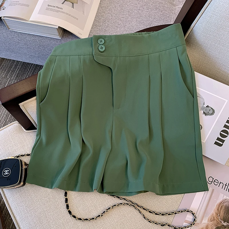 Summer outfit new, fat mm versatile, slimming T-shaped placket, leg length, high waist, folded shorts