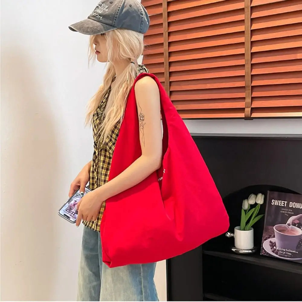 Candy Color Nylon Shoulder Bag Quick-dry Large Capacity Casual Tote Bag Korean Style Solid Color Japanese Style Shoulder Bag