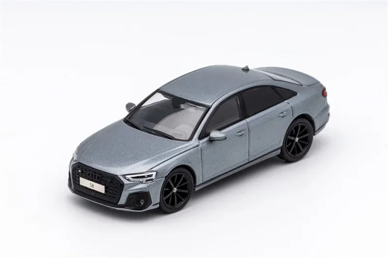 

Литая под давлением модель автомобиля GCD 1:64 A8 2022 S Line Sport Ver S8 Grey с левым рулем