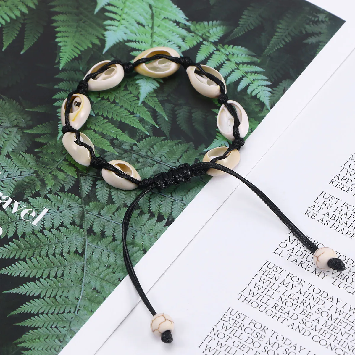 Natural Shell Handmade Bohemian Bracelet for Women Girls Elegant Beach Wedding Graduation Party Prom Daily Wear Gift Hawaii
